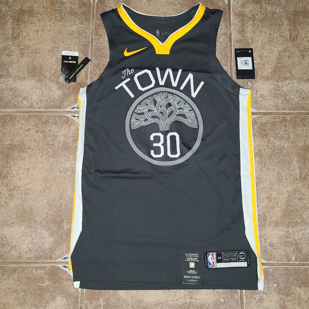 NIKE GS WARRIORS STEPHEN CURRY Authentic STATEMENT